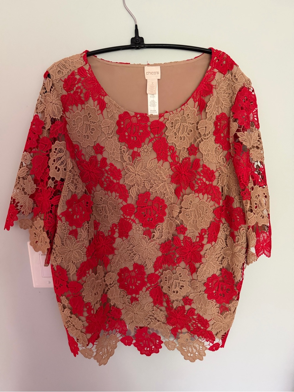 Chico's Red and Beige Floral Lace Top NWT 109,00